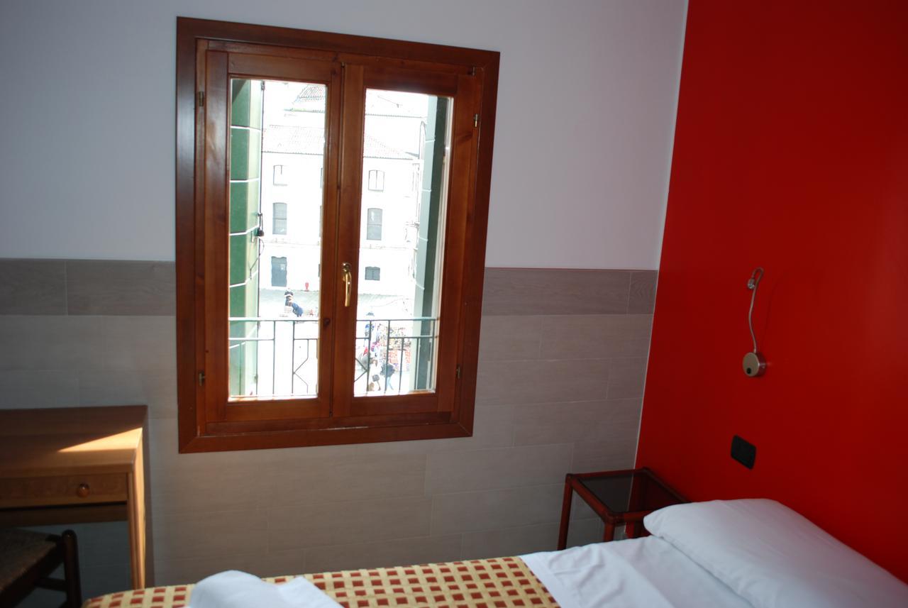 Double Room with Private External Bathroom